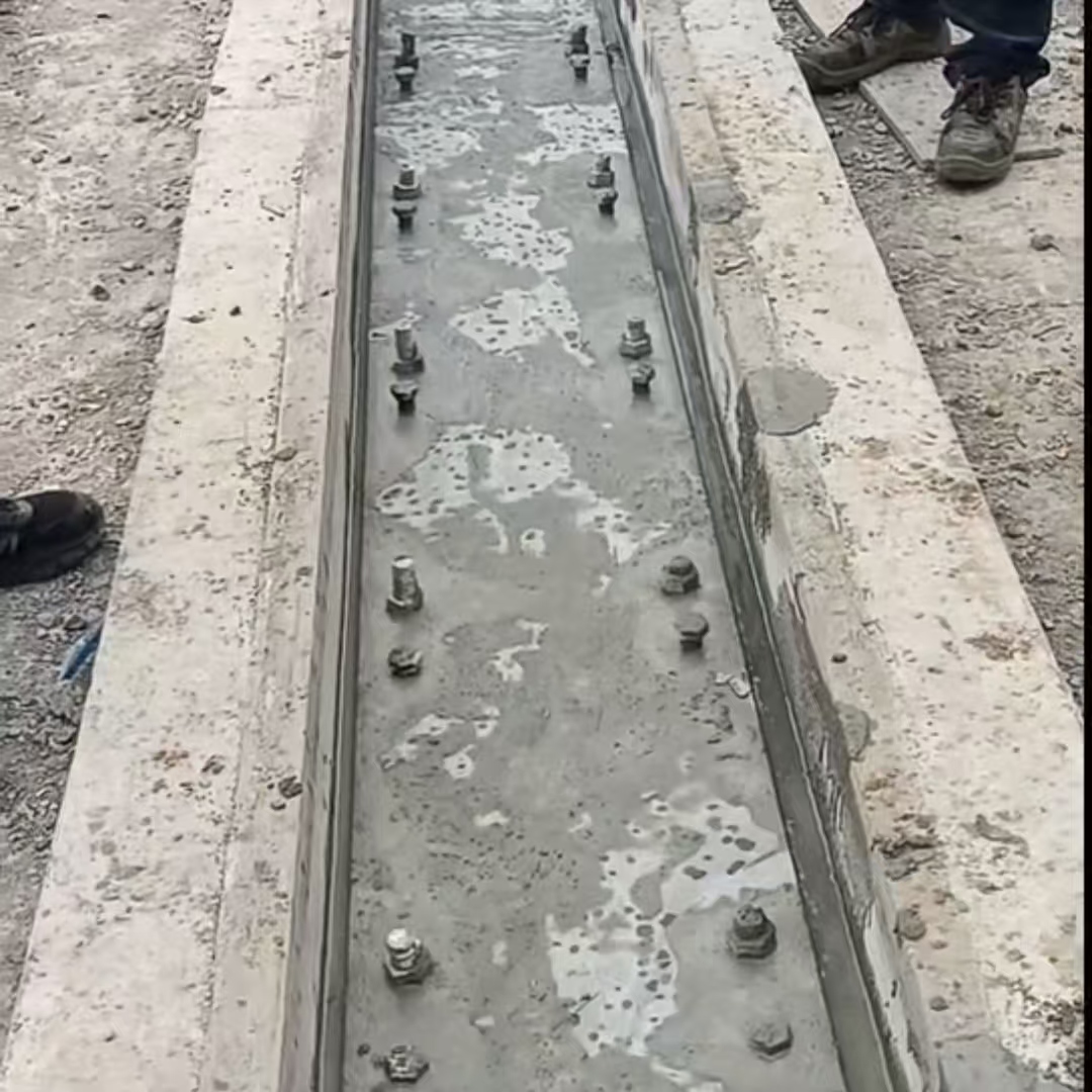 福清港口码头起重机龙门吊重型机械设备稳固用早强快凝轨道胶泥